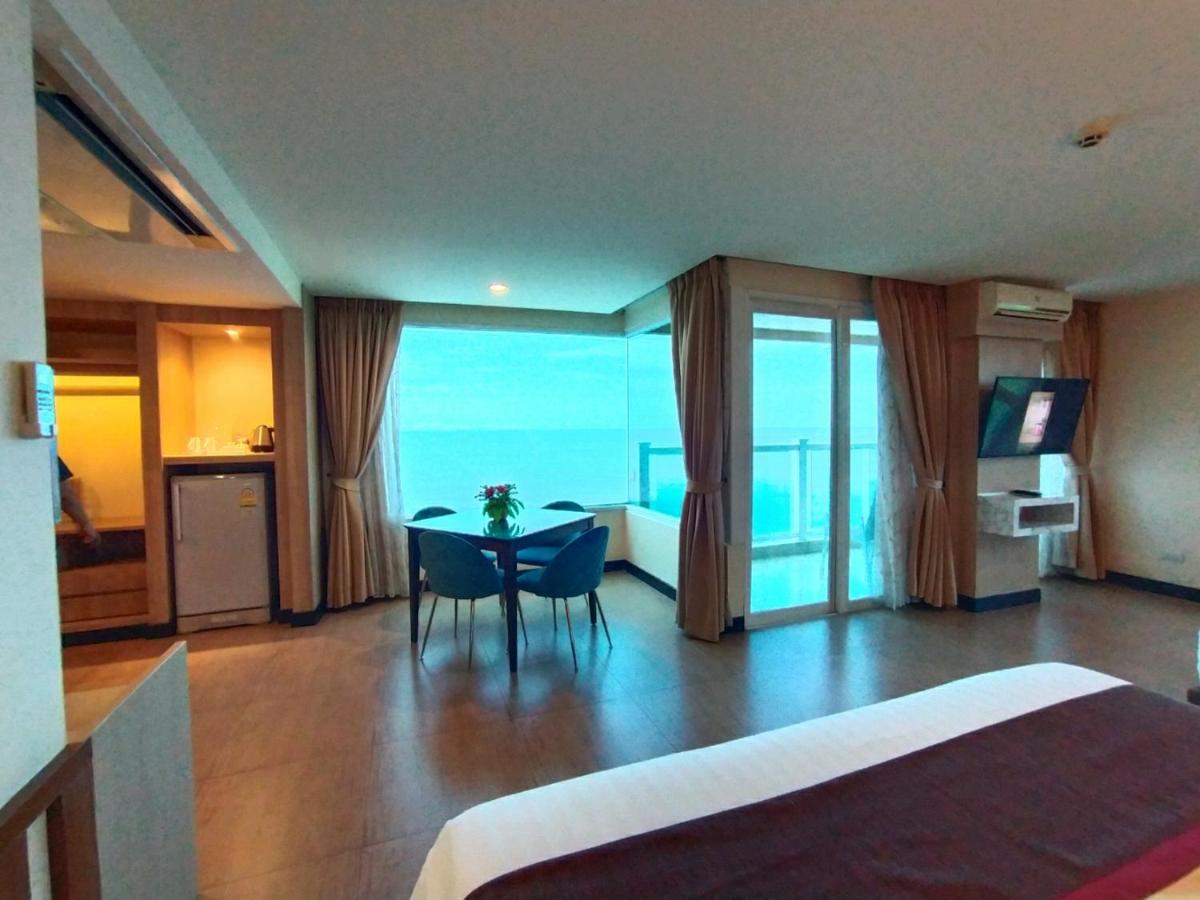 Saisawan Beach Luxury Hotel Nacsomtien Kültér fotó
