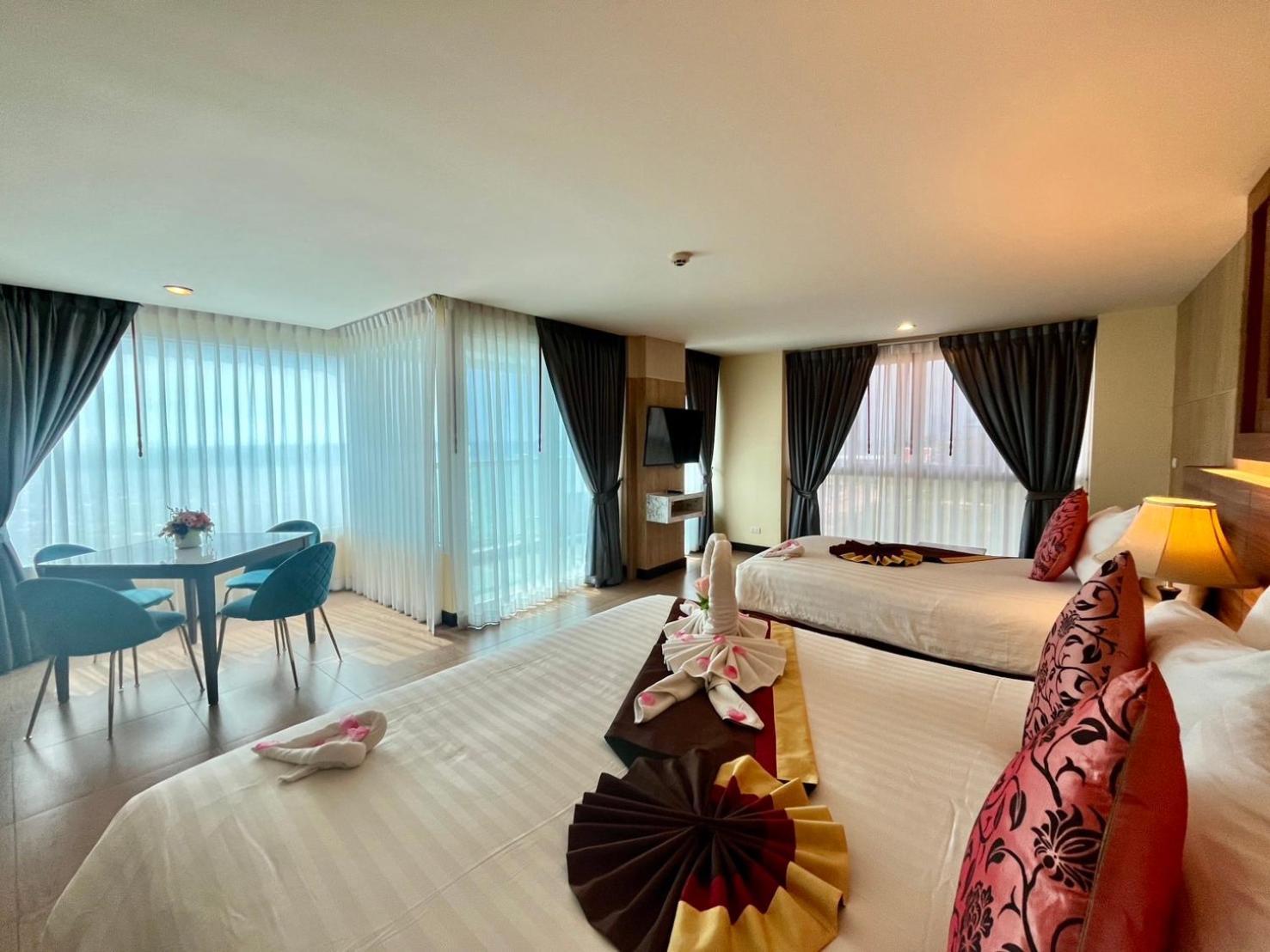 Saisawan Beach Luxury Hotel Nacsomtien Kültér fotó