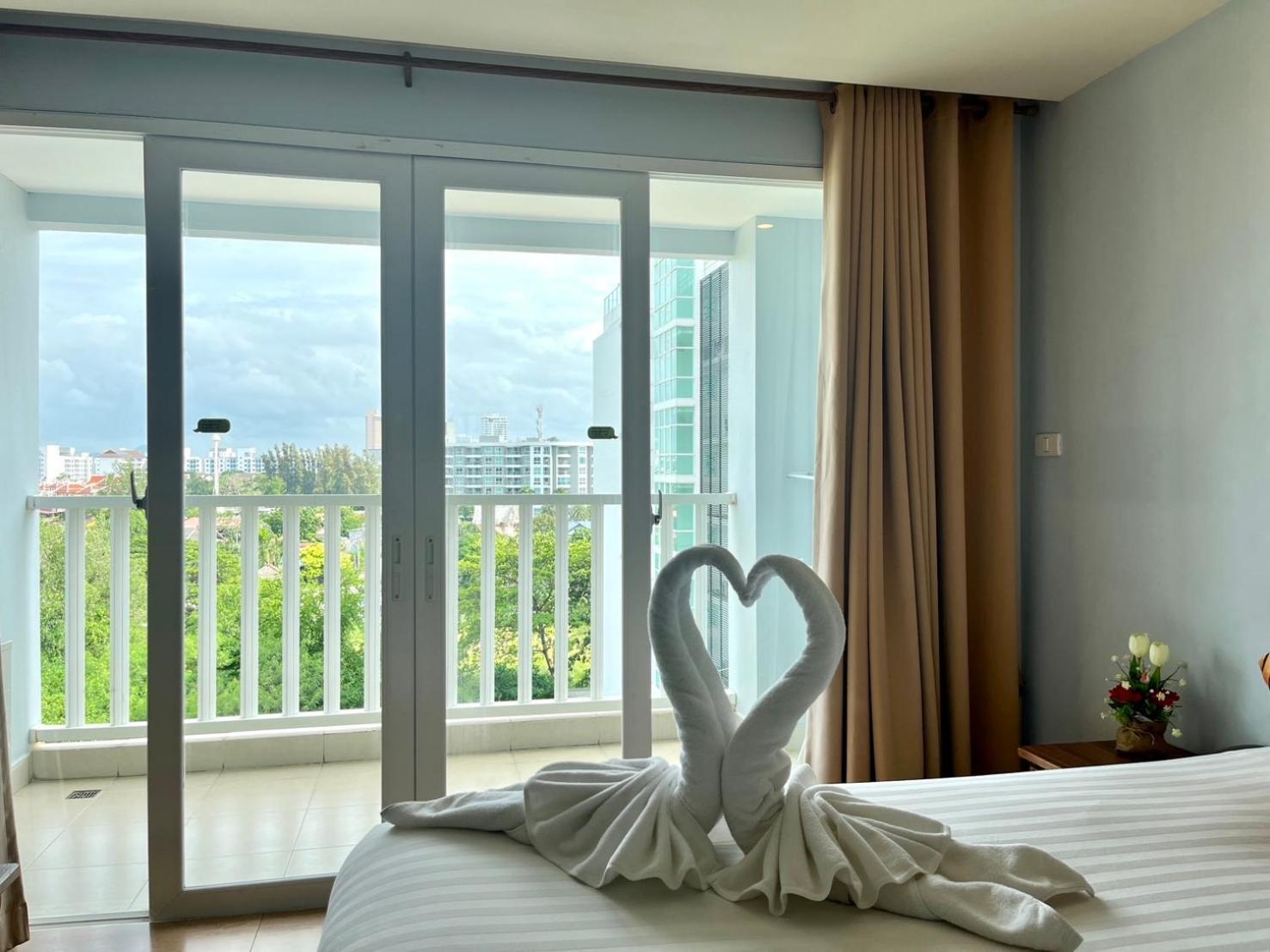 Saisawan Beach Luxury Hotel Nacsomtien Kültér fotó